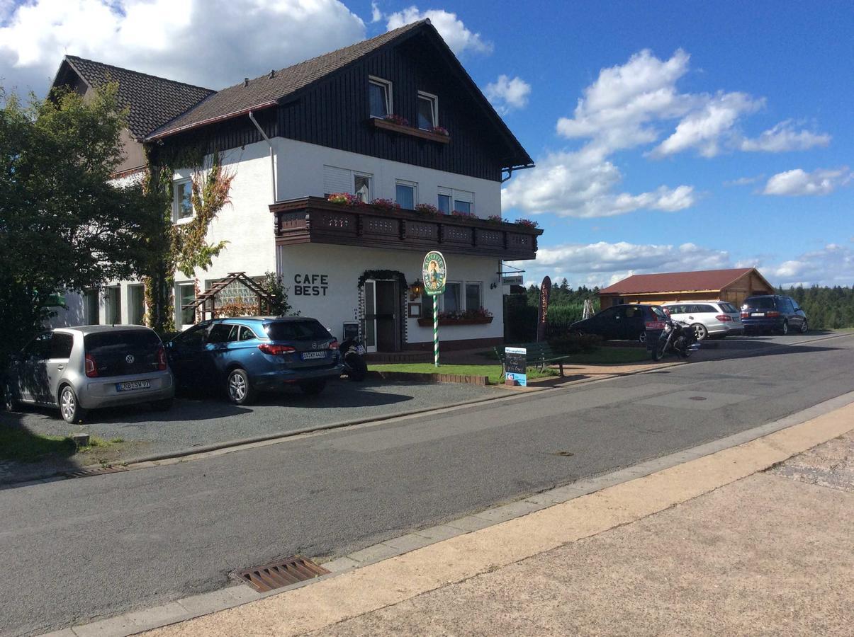 Cafe Best Gaestezimmer Bullau Exterior photo